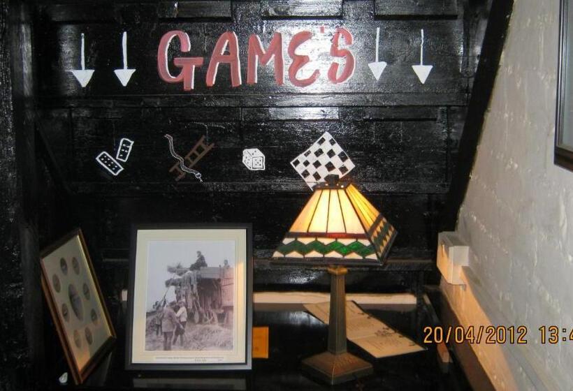 旅馆 Turfcutters Arms