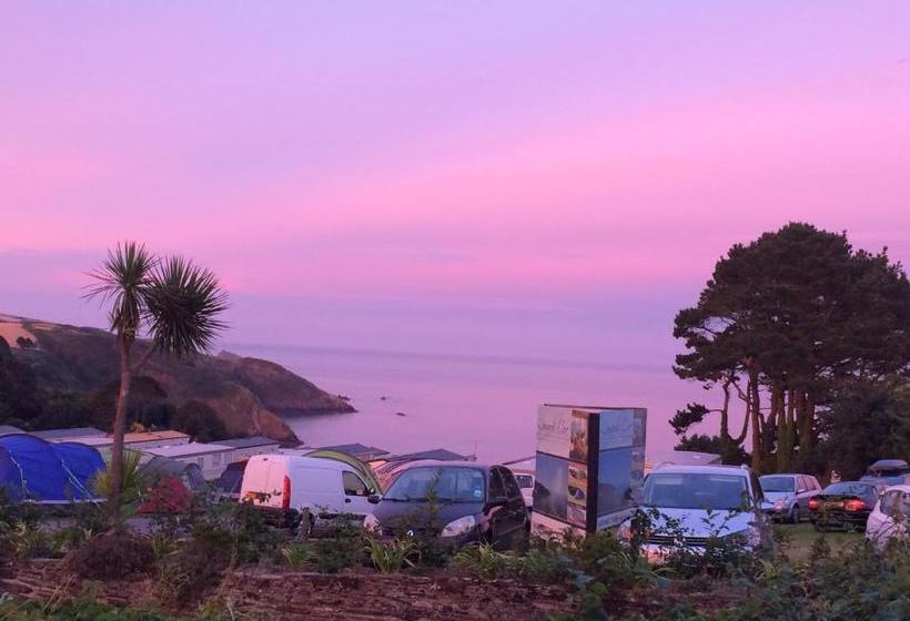 Bed and Breakfast Channel View Guest House