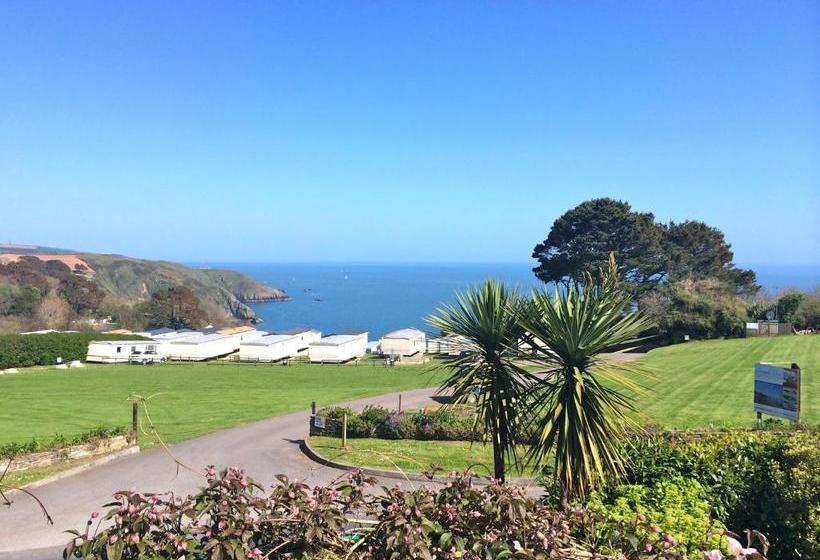 Bed and Breakfast Channel View Guest House