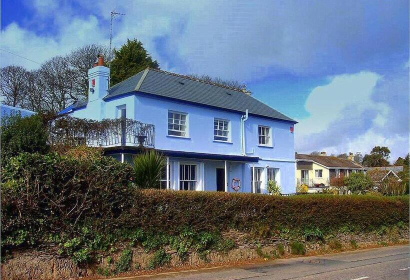 Bed and Breakfast Channel View Guest House