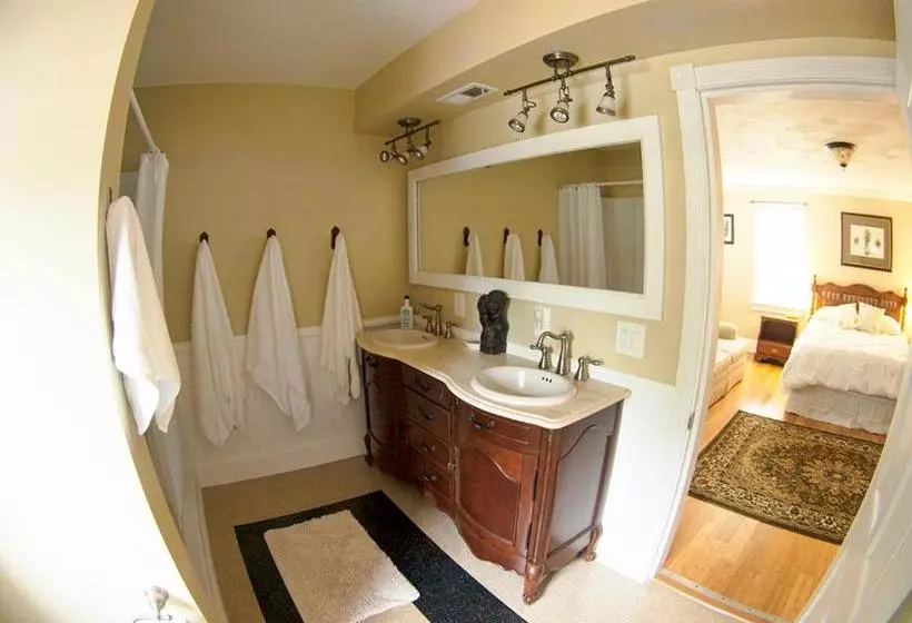 Aamiaismajoitus (B&B) Foster's Bethel Beach Inn