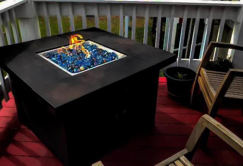 ベッドアンドブレックファースト Foster's Bethel Beach Inn