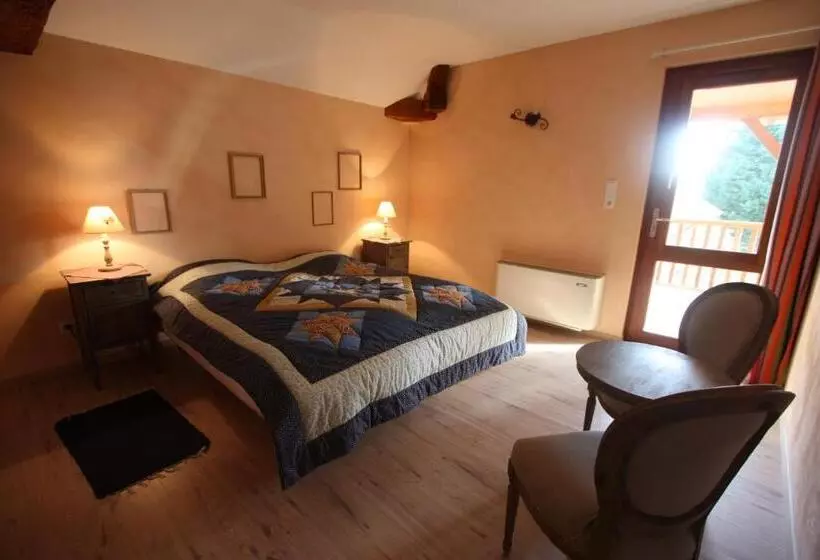 Aamiaismajoitus (B&B) Gite Evidence