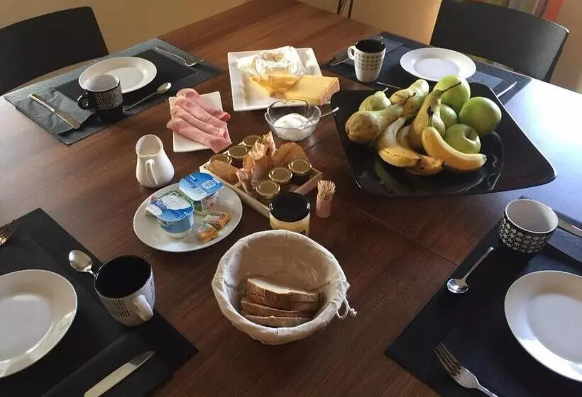 Aamiaismajoitus (B&B) Gite Evidence