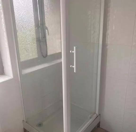 ベッドアンドブレックファースト Green Bridge Inn