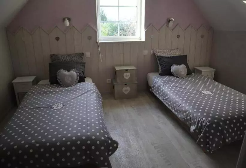 ベッドアンドブレックファースト La Bastide Du Moulin   Mont St Michel