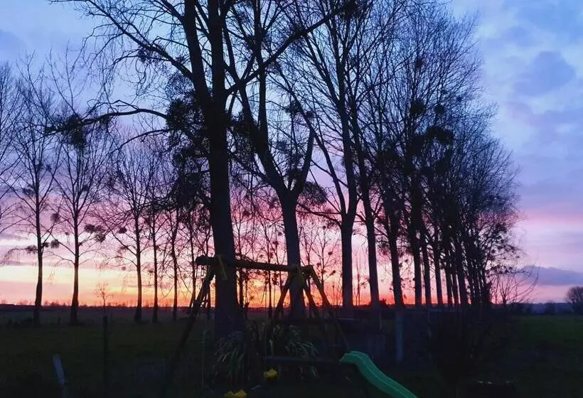 ベッドアンドブレックファースト La Bastide Du Moulin   Mont St Michel