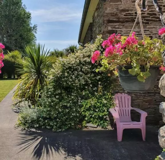 ベッドアンドブレックファースト La Bastide Du Moulin   Mont St Michel