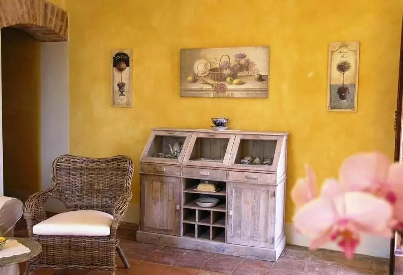 Aamiaismajoitus (B&B) La Cantinetta Resort