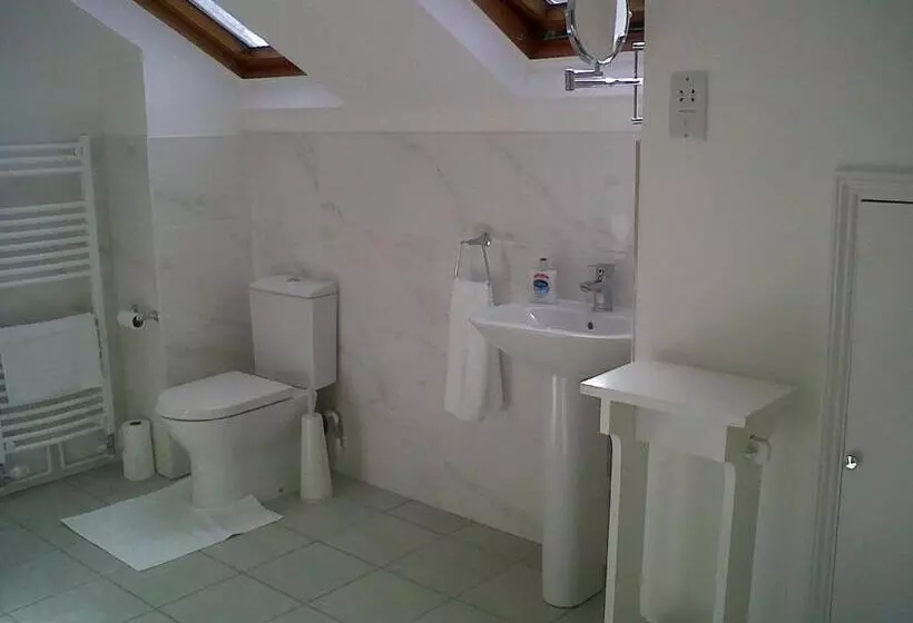 Aamiaismajoitus (B&B) The Coach House