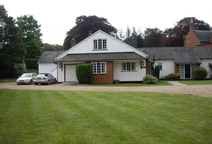 Aamiaismajoitus (B&B) The Coach House