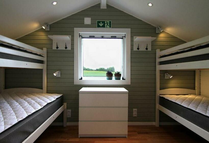 Bergs Slussar Vandrarhem & Stugor