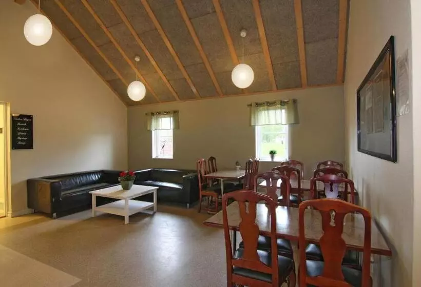 Bergs Slussar Vandrarhem & Stugor