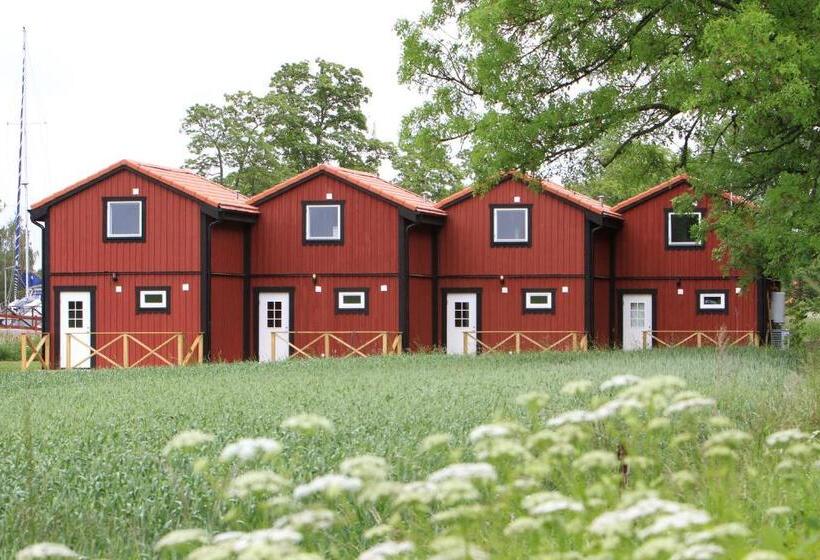 Bergs Slussar Vandrarhem & Stugor