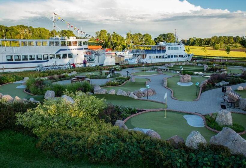 Bergs Slussar Vandrarhem & Stugor