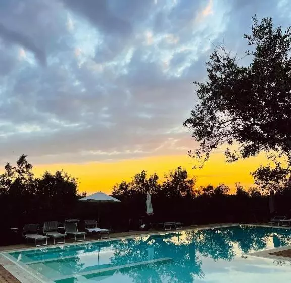 ホテル Agriturismo La Rustica