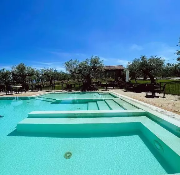 ホテル Agriturismo La Rustica