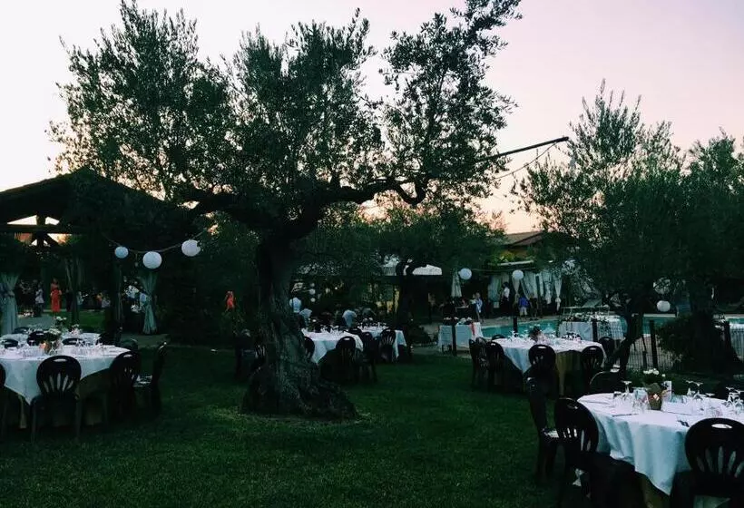 ホテル Agriturismo La Rustica