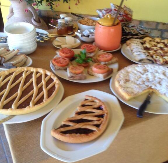 בית מלון כפרי Agriturismo La Rustica