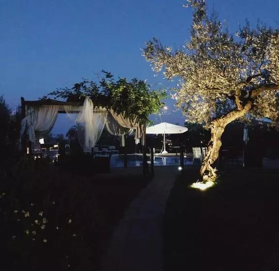 ホテル Agriturismo La Rustica