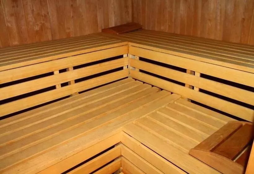 ホテル Lachtalhaus