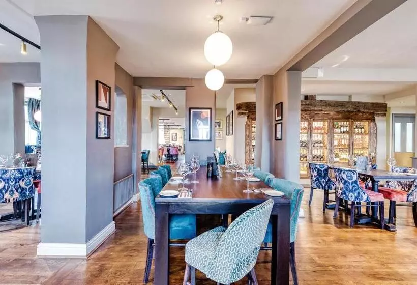 Hotelli The Hand & Sceptre By Innkeeper S Collection