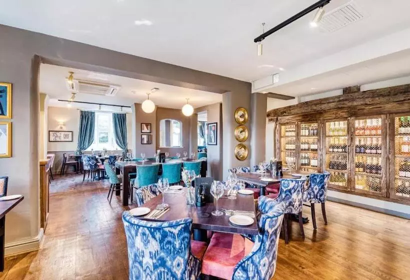 Hotelli The Hand & Sceptre By Innkeeper S Collection