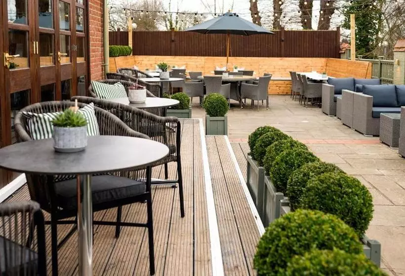 Hotelli The Hand & Sceptre By Innkeeper S Collection