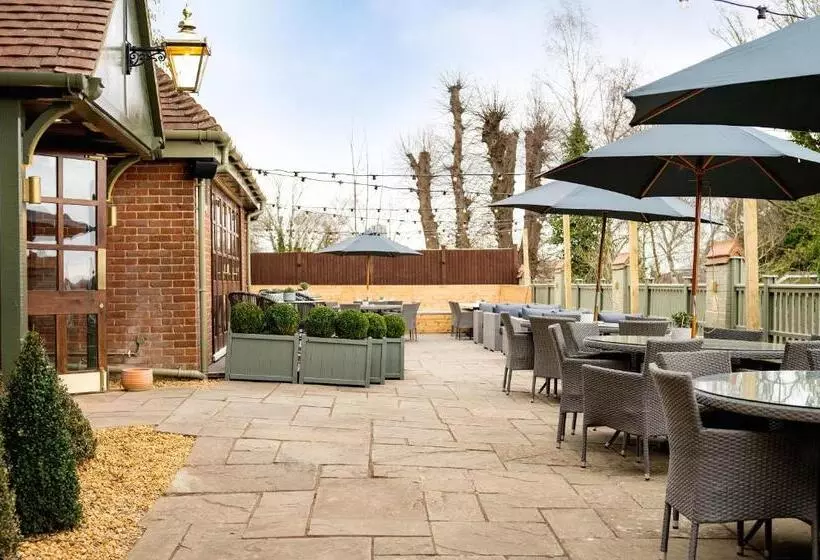 Hotelli The Hand & Sceptre By Innkeeper S Collection