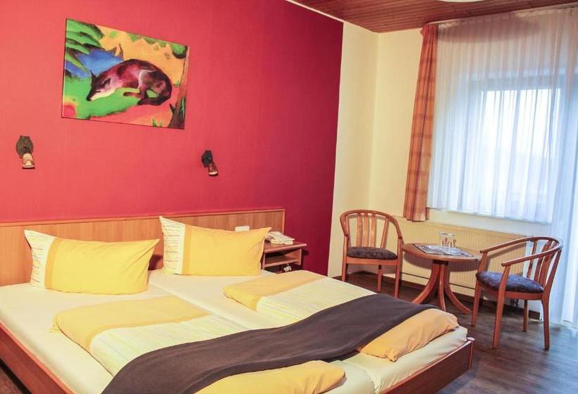 Отель Zum Schneekopf Garni