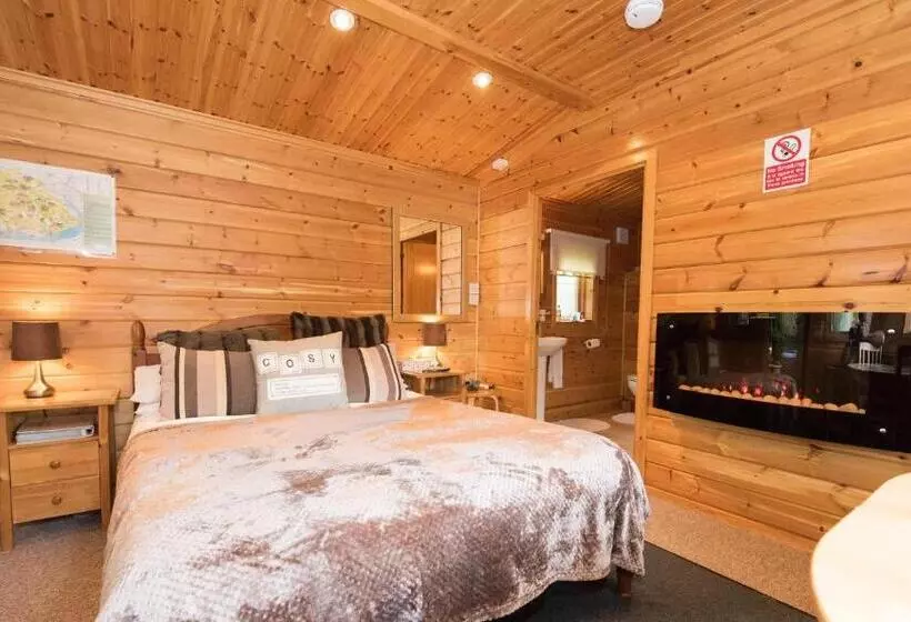 Majatalo Cypress Log Cabins Accommodation