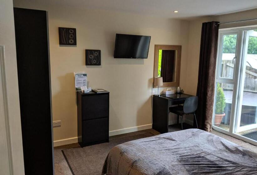 פנסיון Cypress Log Cabins Accommodation