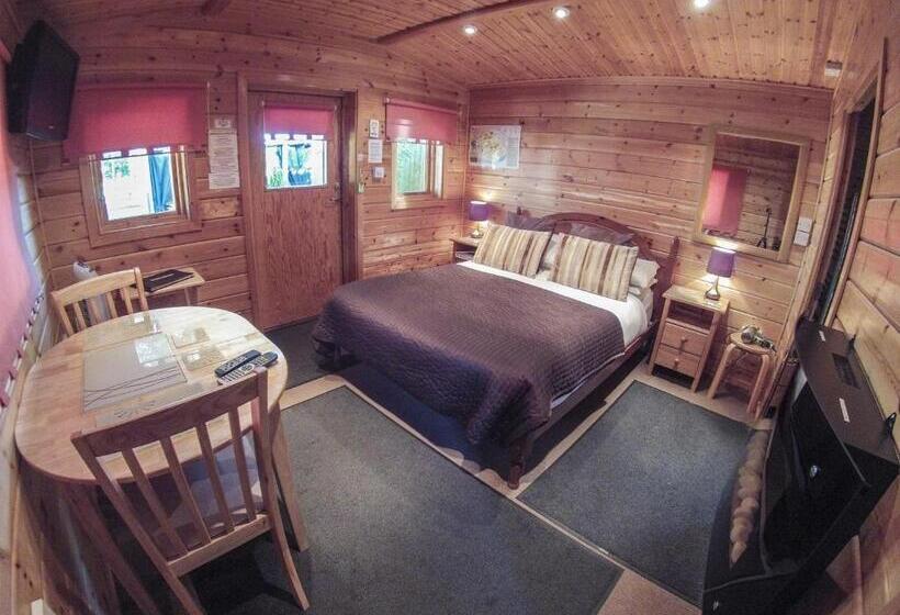פנסיון Cypress Log Cabins Accommodation