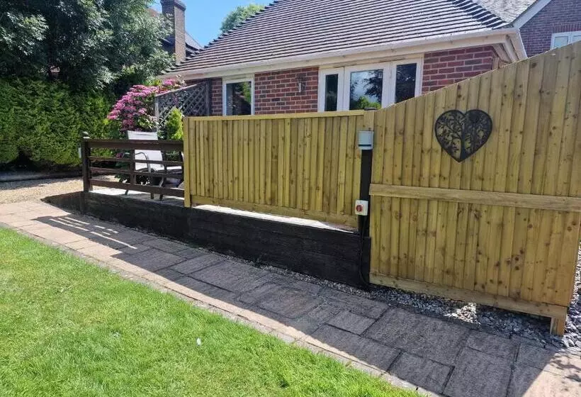 Majatalo Cypress Log Cabins Accommodation
