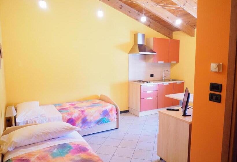 膳宿费 Miniappartamenti, Camere Lanterna Blu