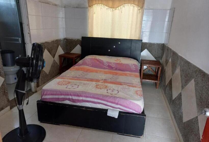 پانسیون Playa Arco Iris