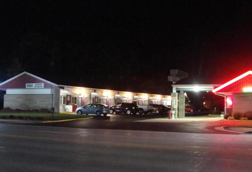 Pinconning Trail Inn Motel