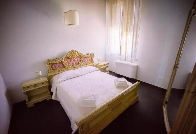 Villa La Lolliana
