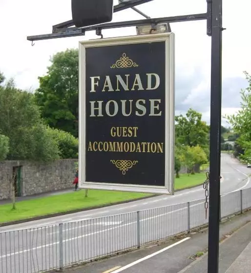 تختخواب و صبحانه Fanad House