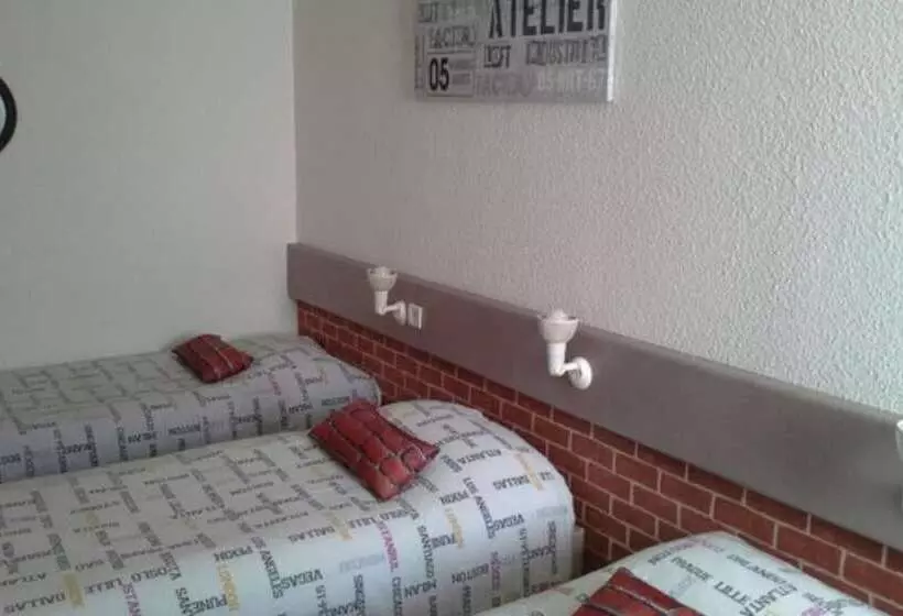 Отель Contact Hôtel Come Inn