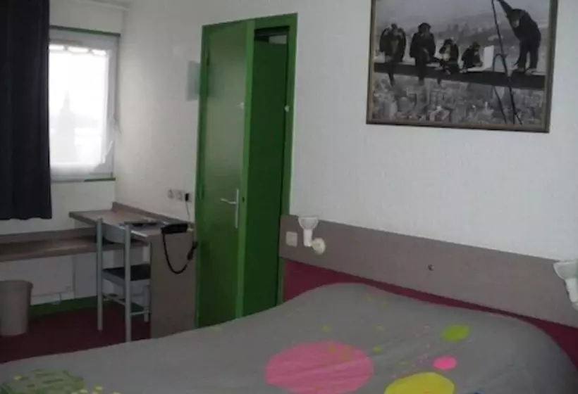 Отель Contact Hôtel Come Inn