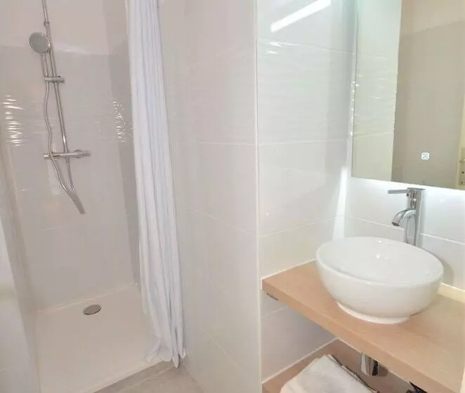 Отель Demeures & Châteaux Hôtel De La Porte Saint Malo