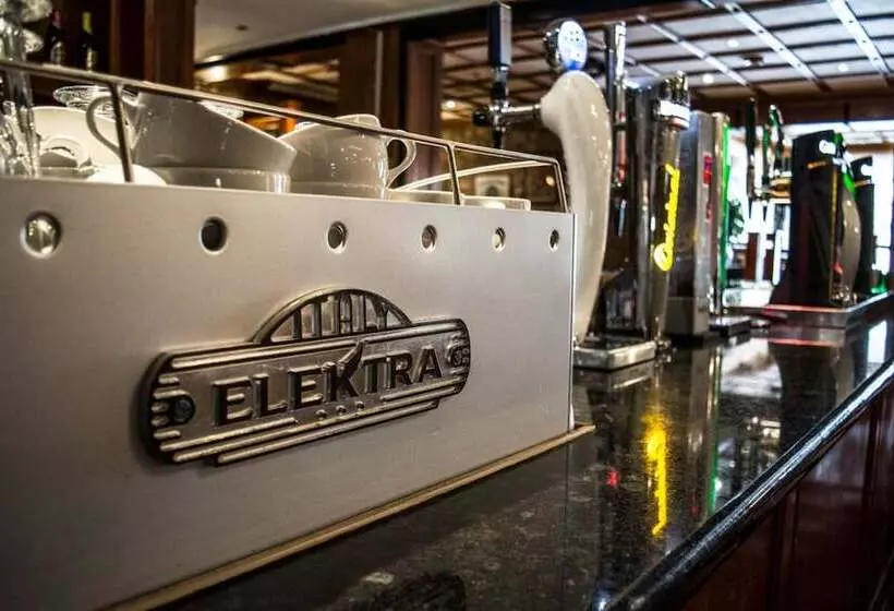 Отель Grand Central