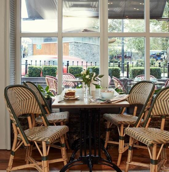 Killarney Plaza Hotel & Spa