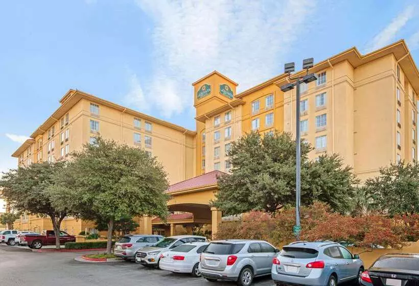 酒店 La Quinta By Wyndham San Antonio Airport