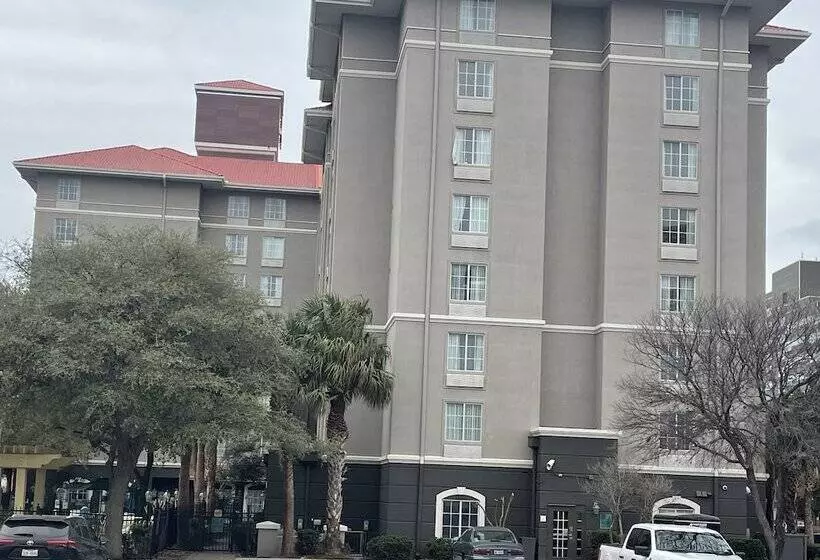 酒店 La Quinta By Wyndham San Antonio Airport