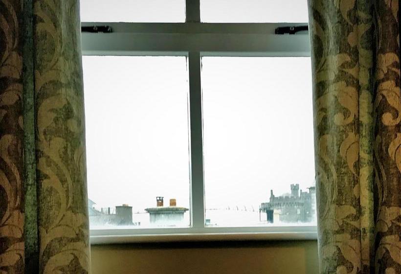 Отель Zuni Townhouse