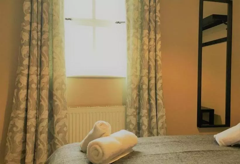 فندق Zuni Townhouse