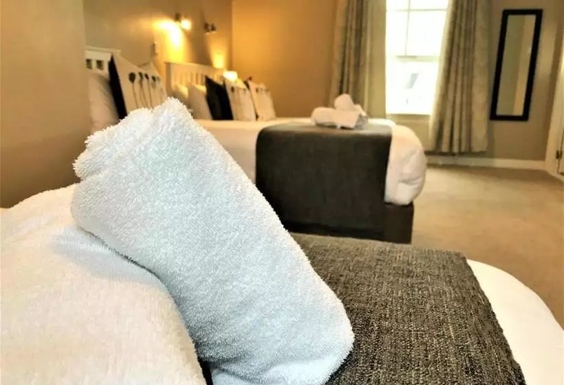 فندق Zuni Townhouse