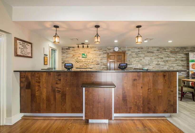 Szálloda Quality Inn Tulsa Central